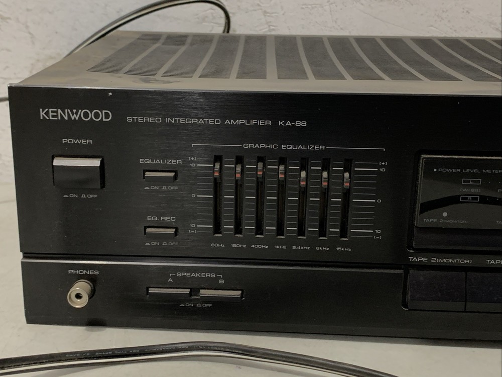 Kenwood KA-88 Stereo Integrated Amplifier - POWERS ON