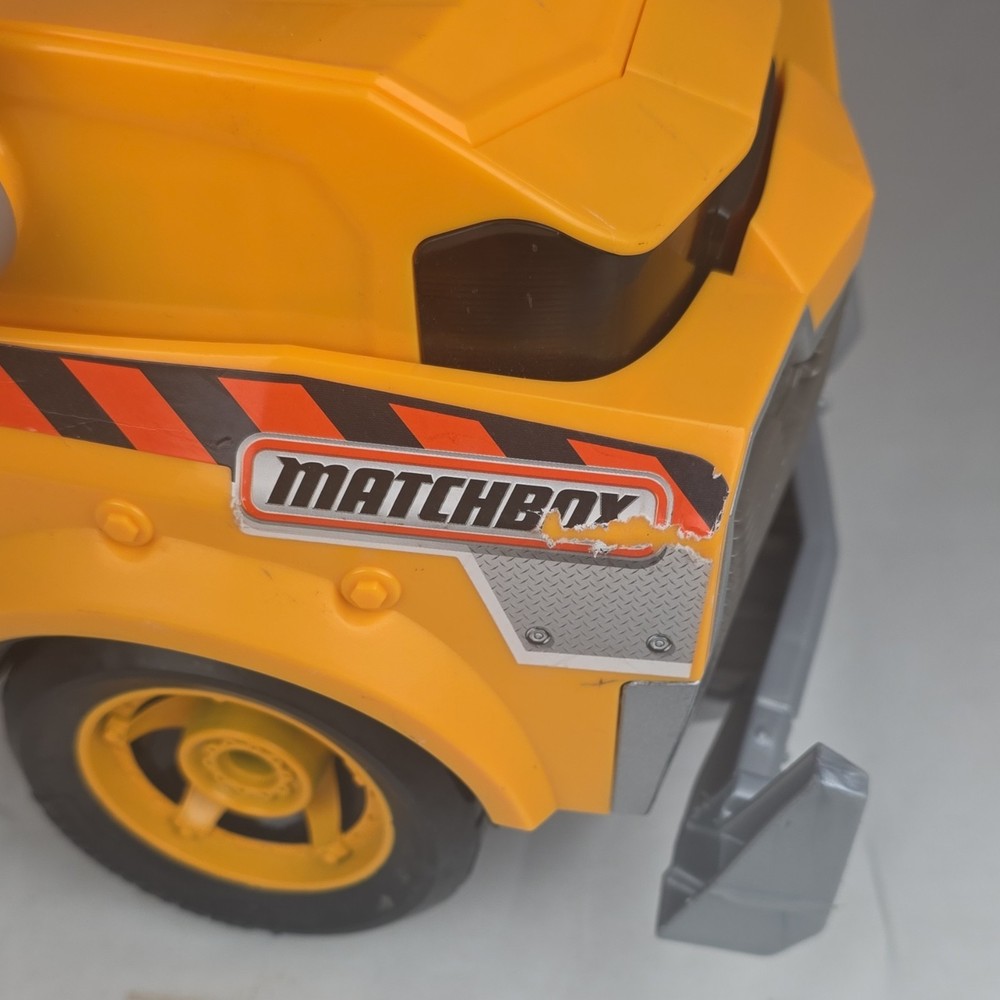 Matchbox Electronic Interactive Toy Truck Wrecking Ball Yellow