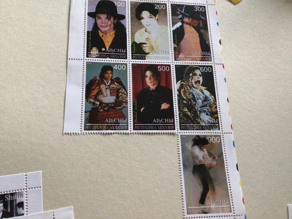 Famous Faces Personalities Stars stamp sheets Ref R49352