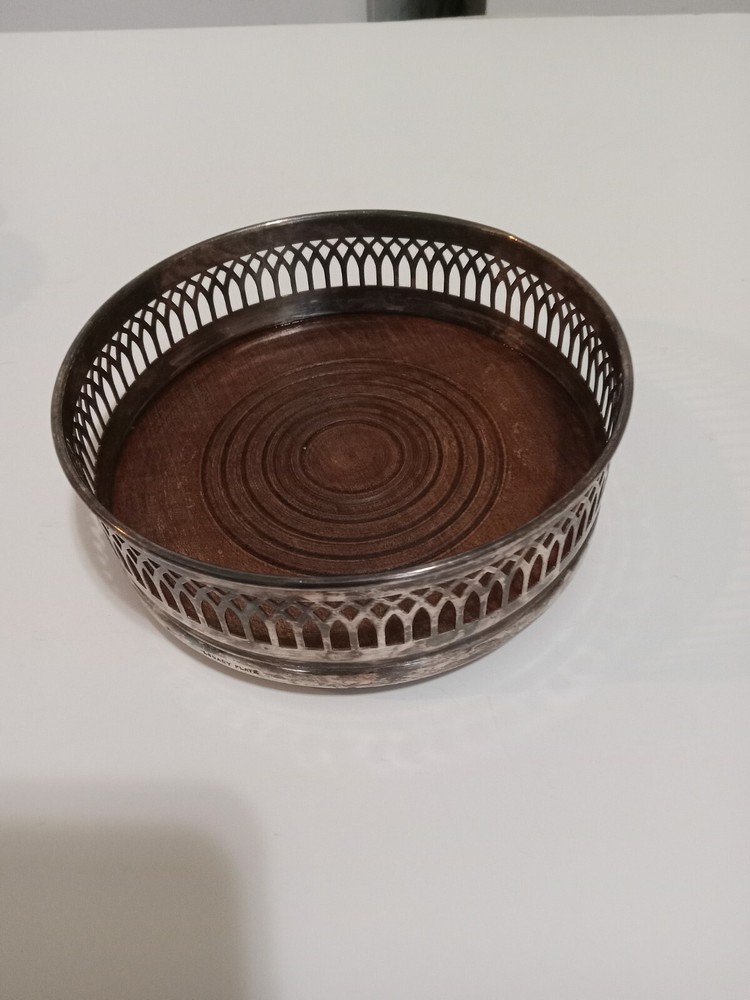 Silver Plated Wine Bottle Coaster - Made in England - near mint.