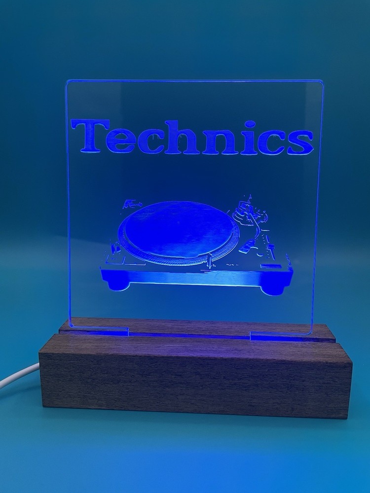 Technics SL-1200M3D Quartz Direct Drive Turntable LED Sign