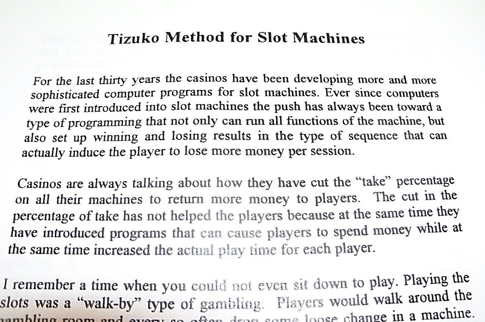 TIZUKO-4 SLOT MACHINE METHOD by TZO TIZUKO 2008/User's Manual