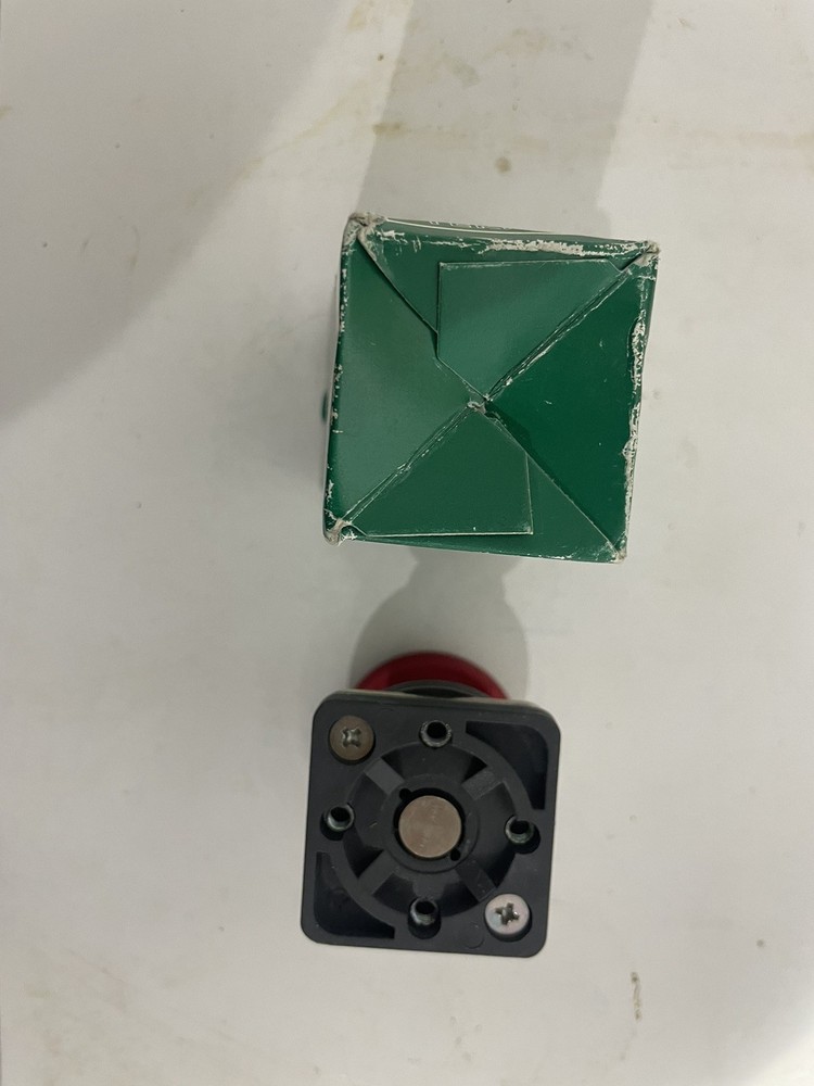 NEW TEKNIC AML4 RED PUSH BUTTON OPERATOR