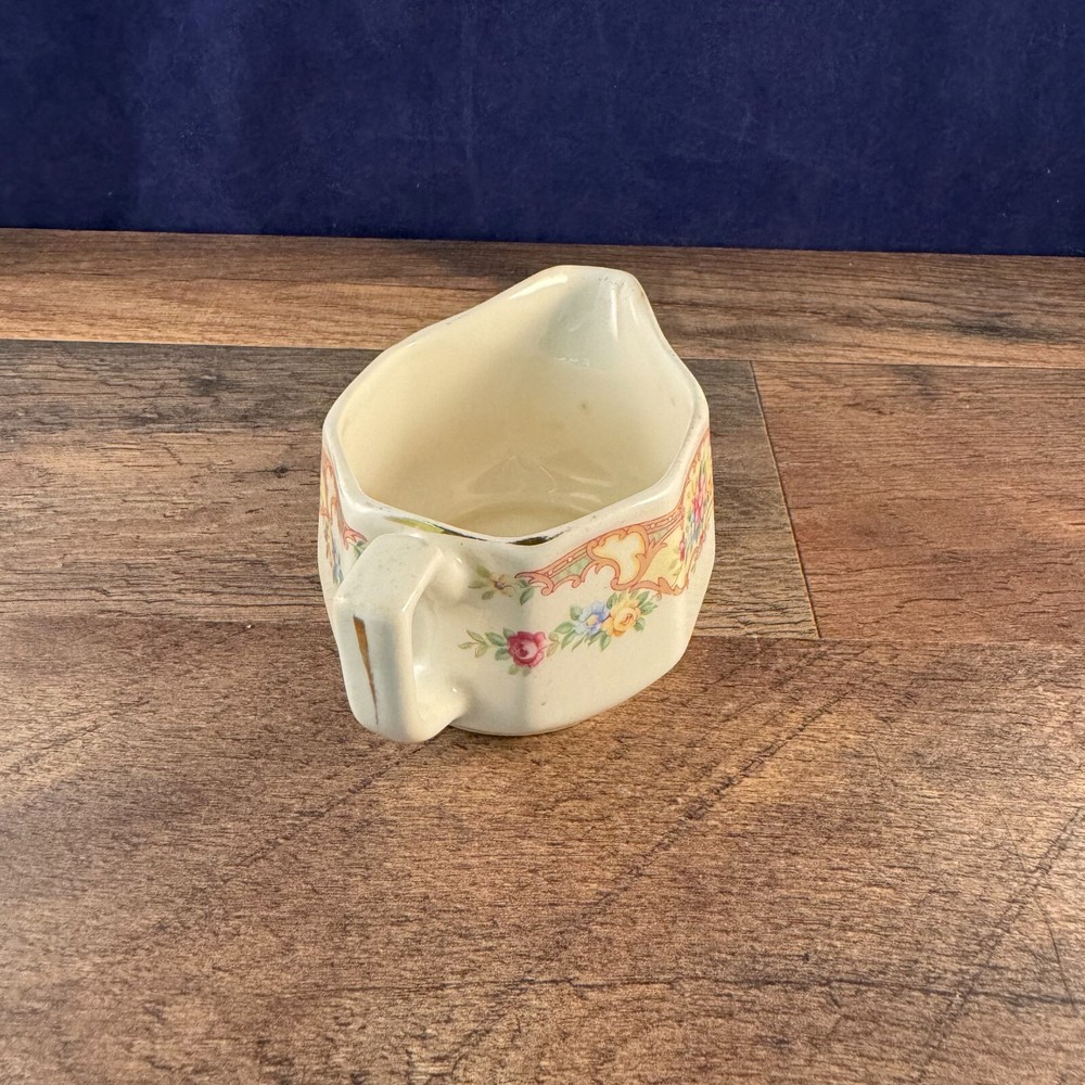 Mini CreamerMildred by Mount Clemens
