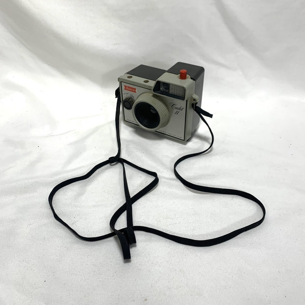 Ansco Cadet II Ready Flash 127 Roll Film Camera As-Is Untested.