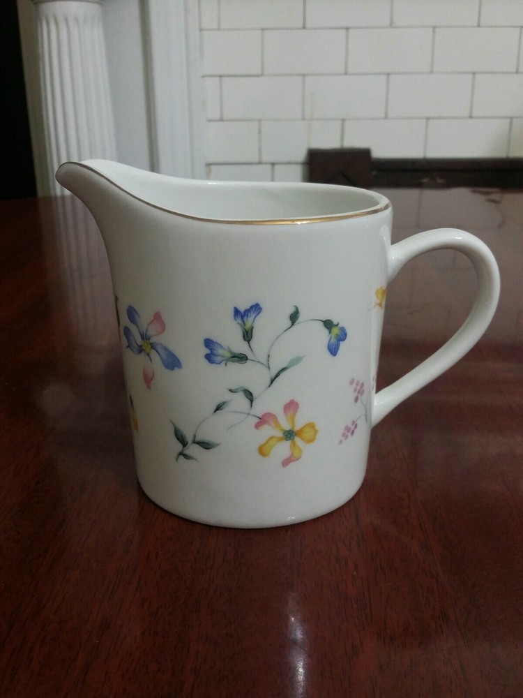 Totally Today Creamer In Excellent Condition