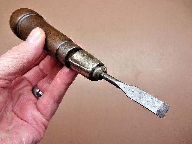 Antique Unbranded Multi-Tool w/7 Bits 6" long Under Cap Storage Early Carpenters