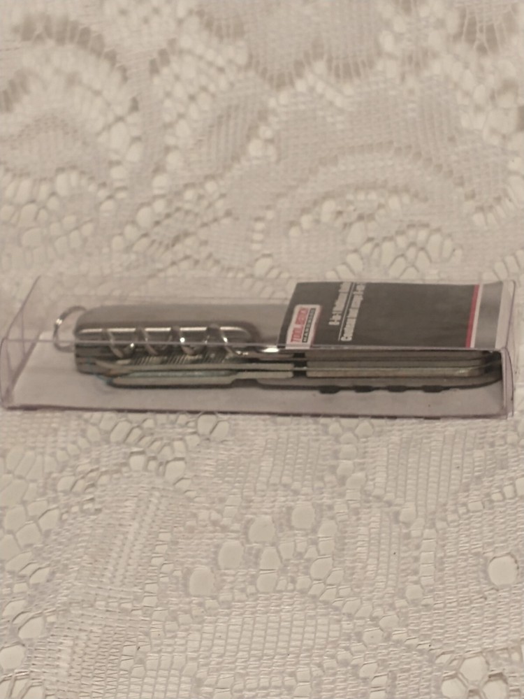 Tool Bench Hardware 8 in 1 Multiuse Knife Camping Home Tool tblmp1