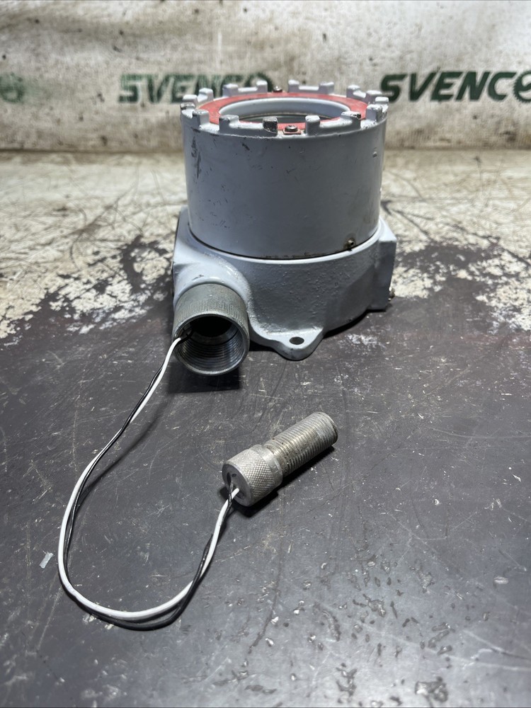 Daniel Emerson Totalizer Flow Meter Indicator MRT97