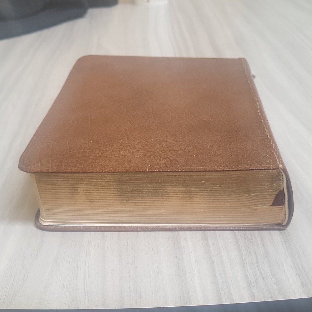 Holy Bible King James Version Verse Reference Edition Old & New Testaments Brow…