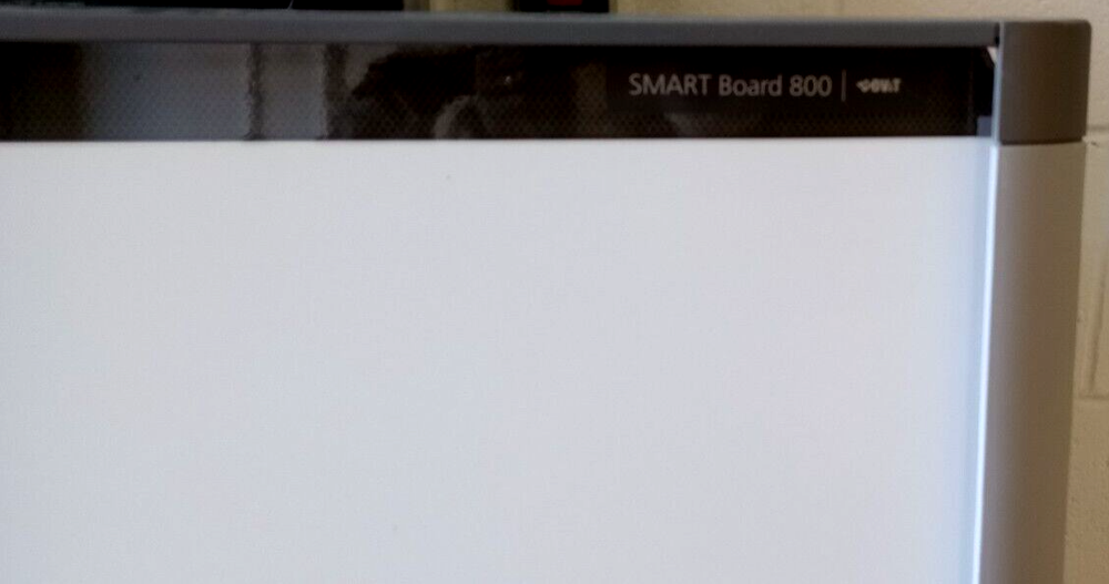 SMART board SB 800 Interactive Whiteboard