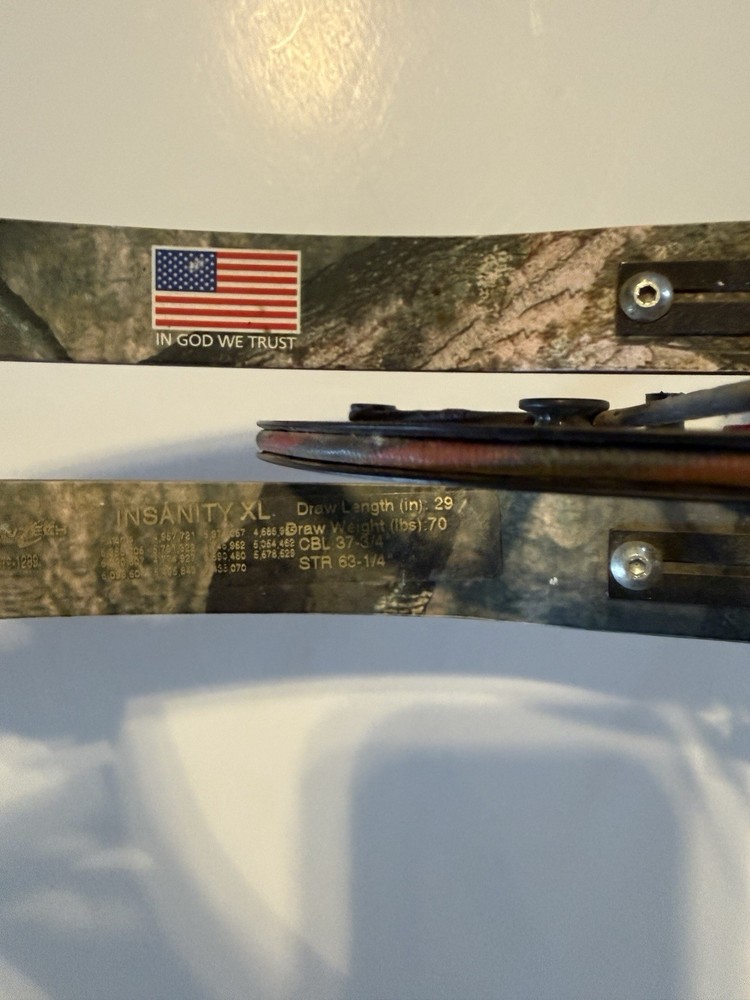 Bowtech Insanity CPXL Compound Bow Right Hand 70lb Pull 35” Basic Accessories