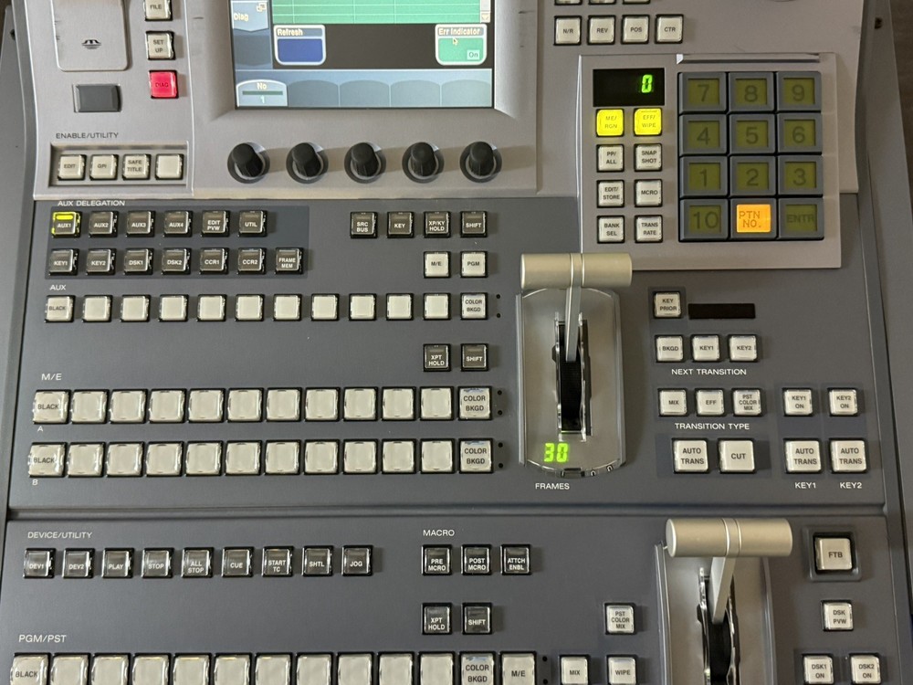 Sony Switcher MFS-2000 Switcher w/ MKS-2015 Control Panel - A428