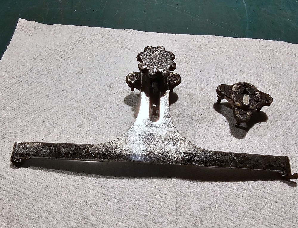 HOLMES 16mm Projector Type 12 - RISER