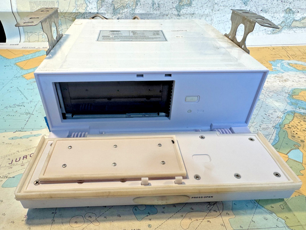 Jensen "MCDA1" Receiver & CD Changer Marine Water Resistant