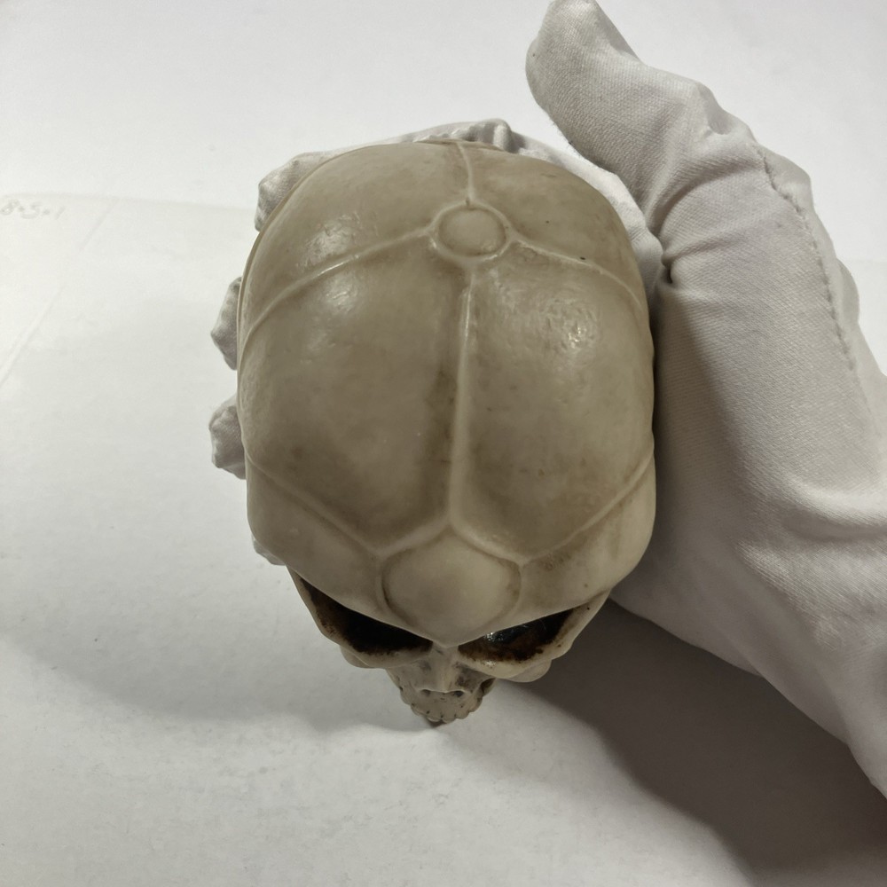 2013 Summit Collection Alien Skull