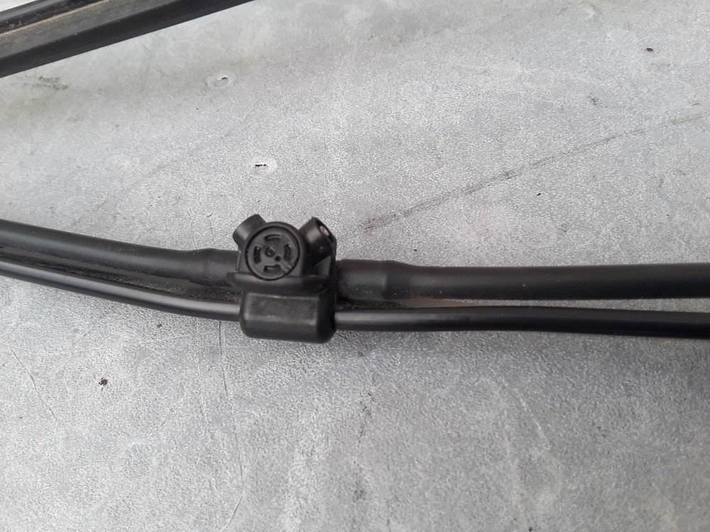 2017-2022 TESLA MODEL 3 M3 FRONT WINDSHIELD LEFT & RIGHT WIPER ARM SET OEM