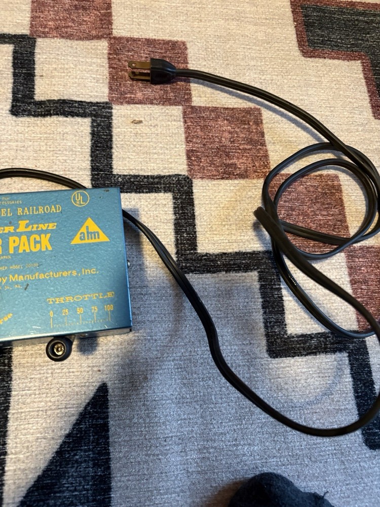 AHM Thunder Line Power Pack Ho Scale Model 70100 For Model Trains