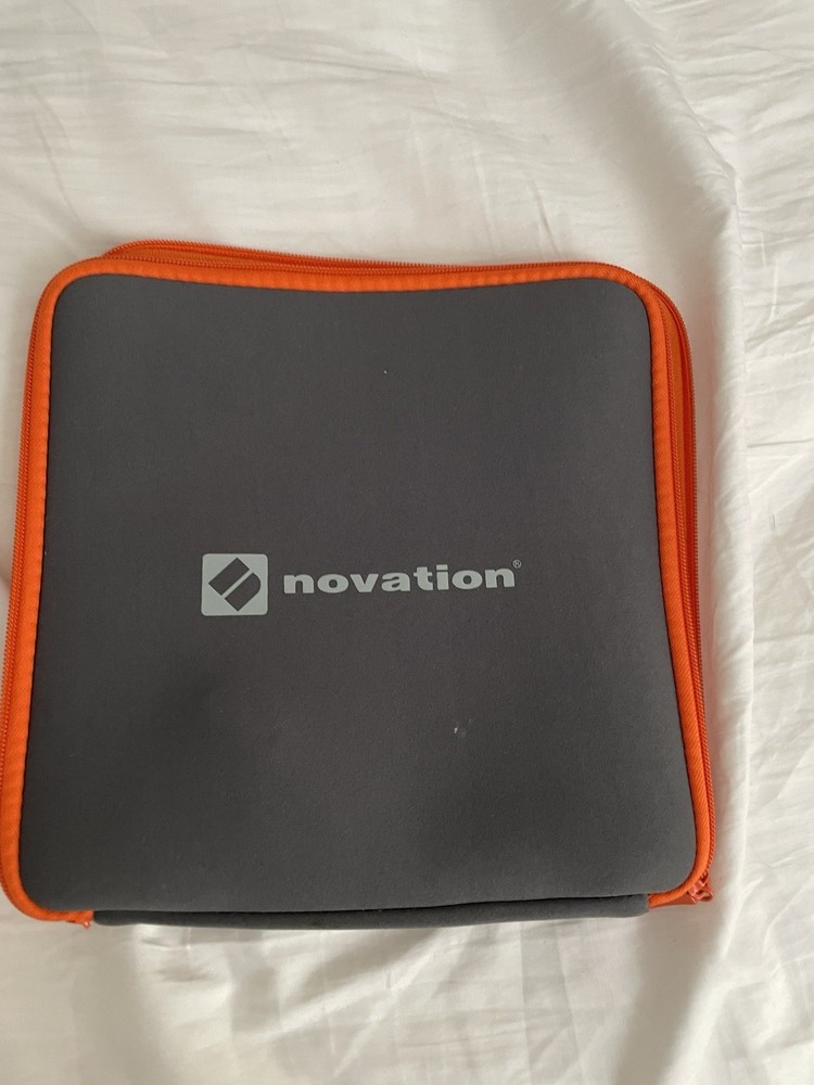 Novation Launchpad Mini Pad Controller 64 Keys USB Cable and Case
