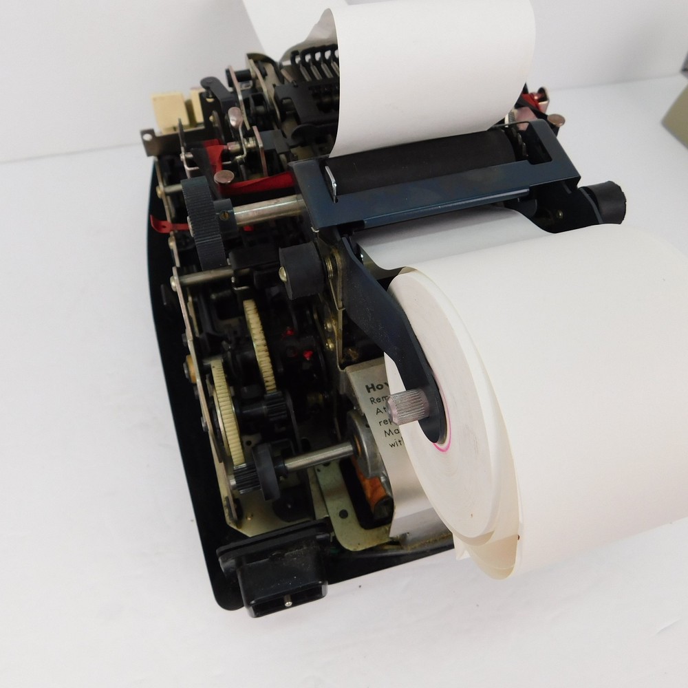 Vtg Commodore 207CB Electronic Business Adding Machine W/ Extra Rolls Tested