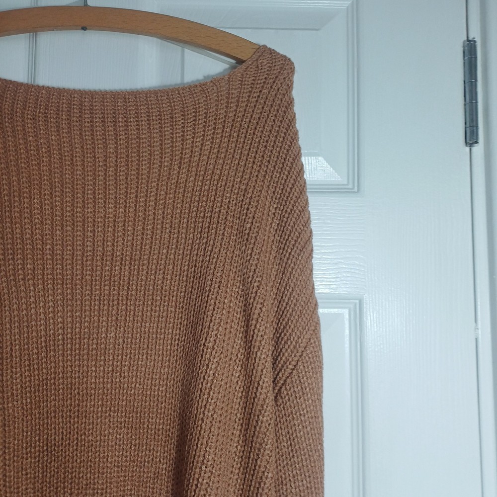 L BNWT NASTY GAL Oversized Open Back Knit Sweater Jumper Pullover Dusky Pink Tan