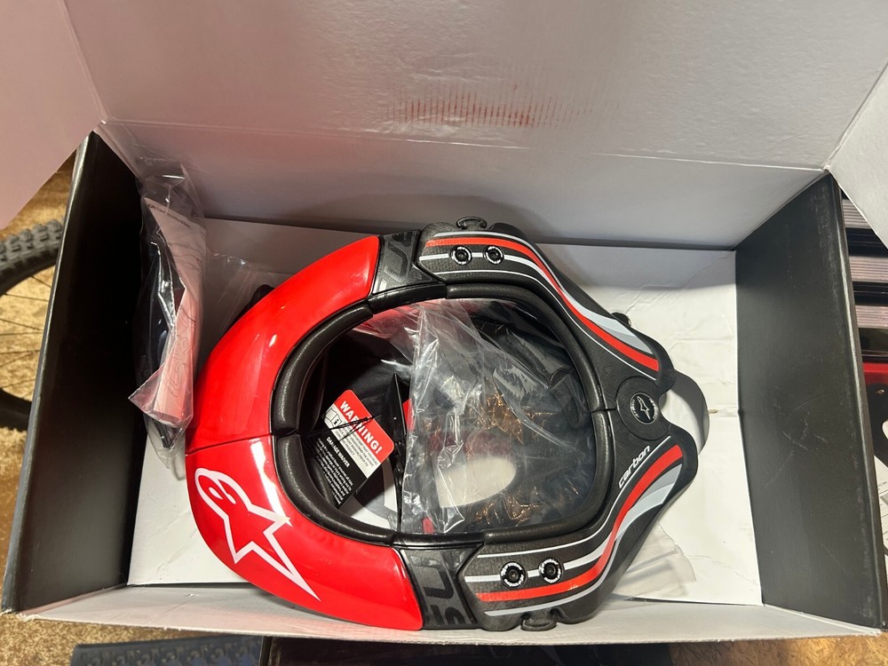 Alpinestars BNS Tech Carbon Neck Support XS/M - Anthracite/Red/White