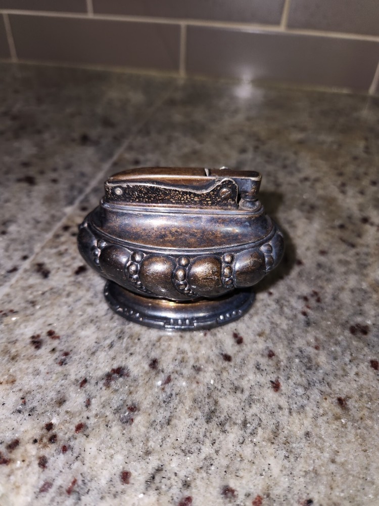 Vintage Ronson Crown Silver Plated Art Deco Table Lighter