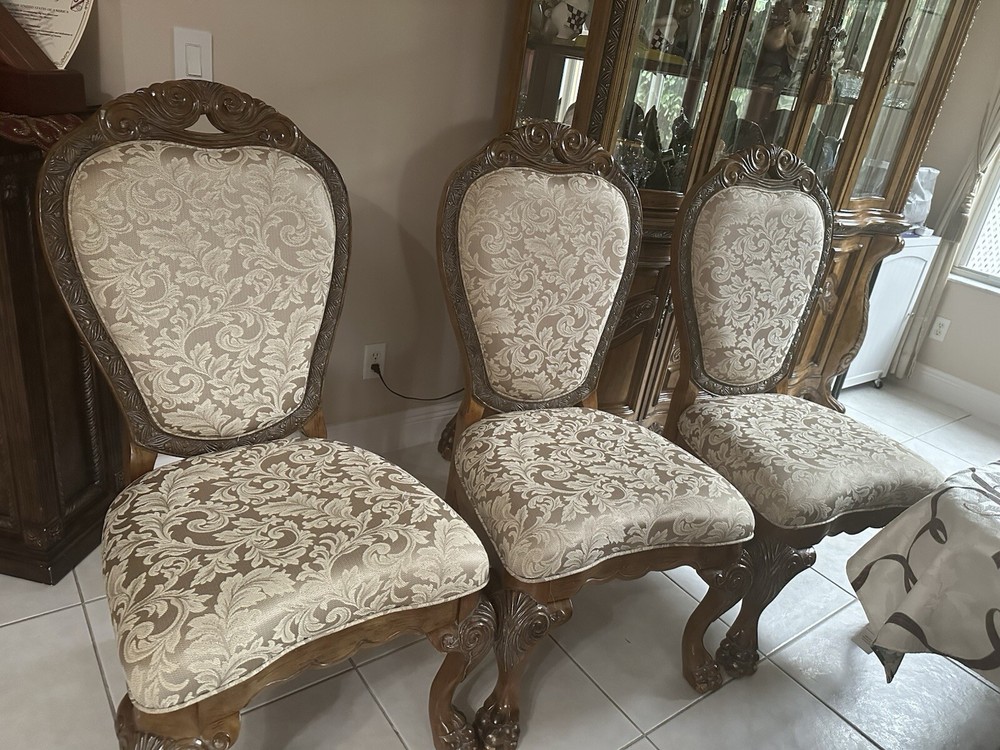 AICO by Michael Amini Torino 10PC dining room set
