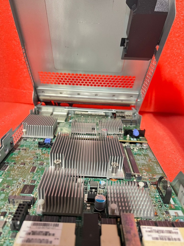 NetApp 111-04334+F6 111-04374-E6 Storage Disk Array Controller no ram ssd