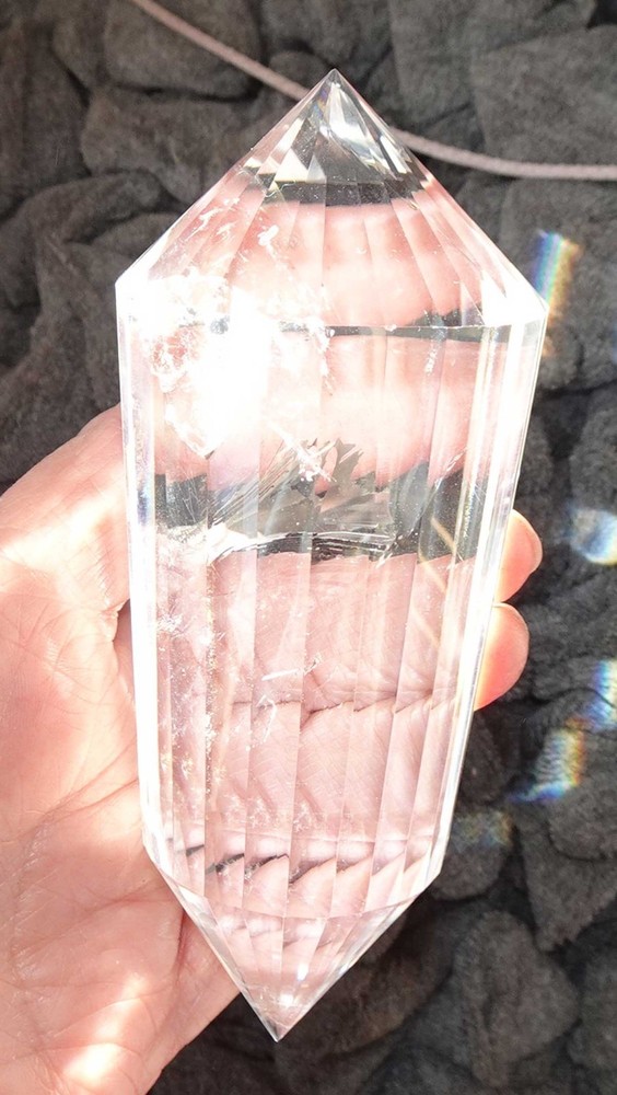 Clear Quartz Vogel 24-sided Crystal - v2003