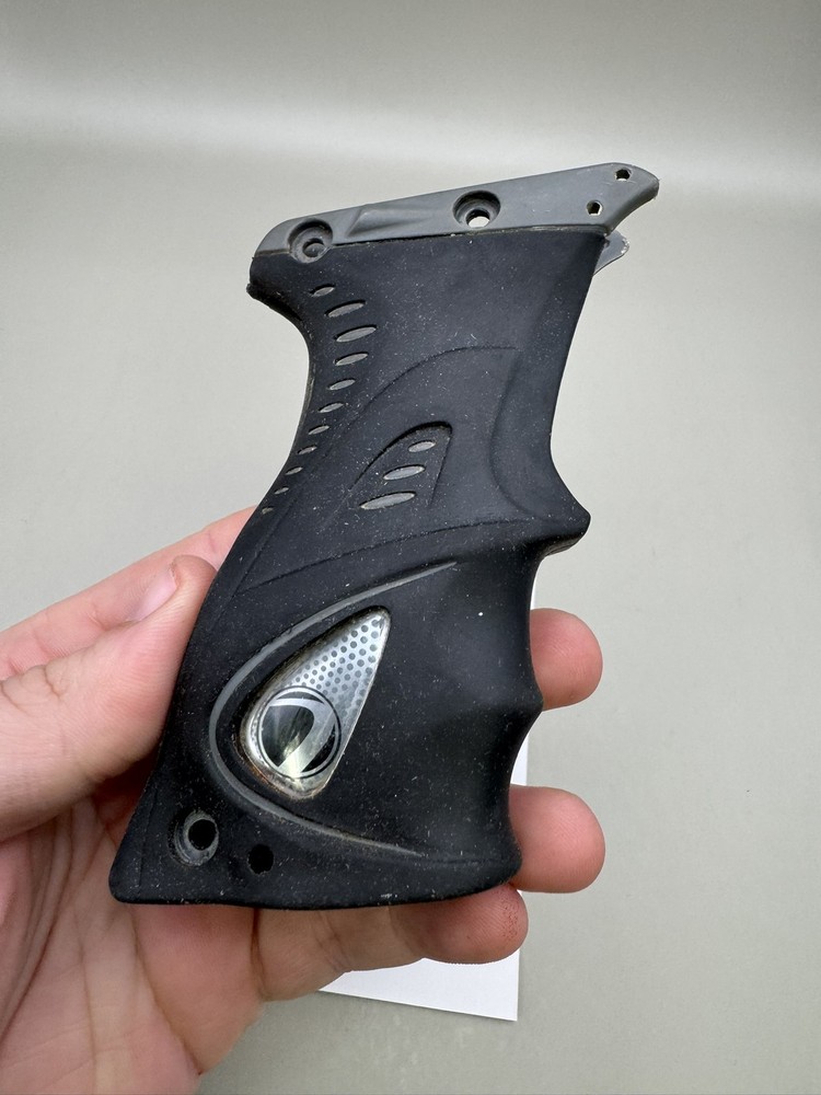 Dye DM UL Grip Black