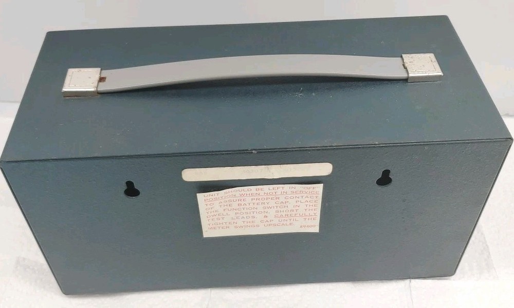 EICO Model 888 Auto Analyzer Engine Analyzer Meter