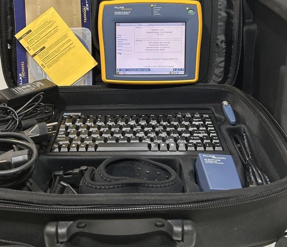 Fluke EtherScope Series II , Network Assistant ES2-PRO-I W/Case,charge&keyboard