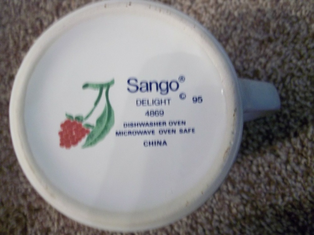 Sango Delight Creamer 3 5/8" 8 Oz White Multi Colored Fruit