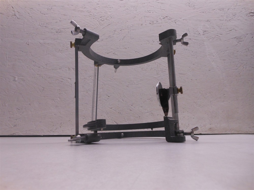 Tinius Olsen Testing Machine 72943 With Case