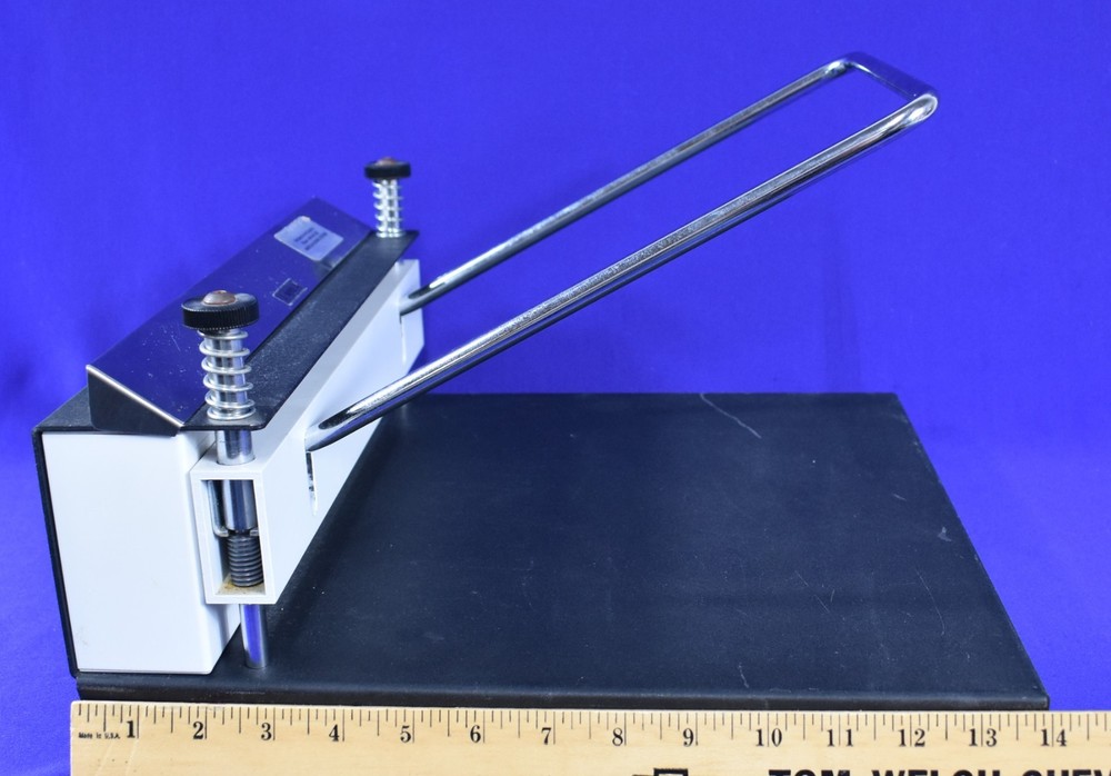 American Binding Systems O-Binding Machine Binder #5437