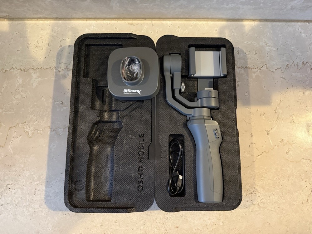 DJI Osmo Mobile 2 Smartphone Gimbal Stabilizer + Stand (NEEDS FIXED)