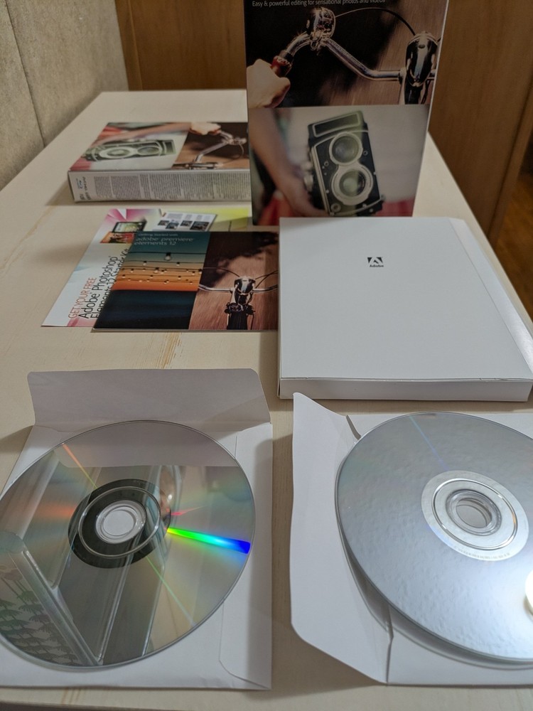 Adobe Photoshop Elements and Premiere Elements 12 - MAC / PC (bundle package)