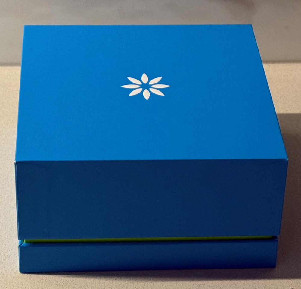 Authentic Invisalign Slim Case for Aligners/Retainers with Gift Box and Cleaner