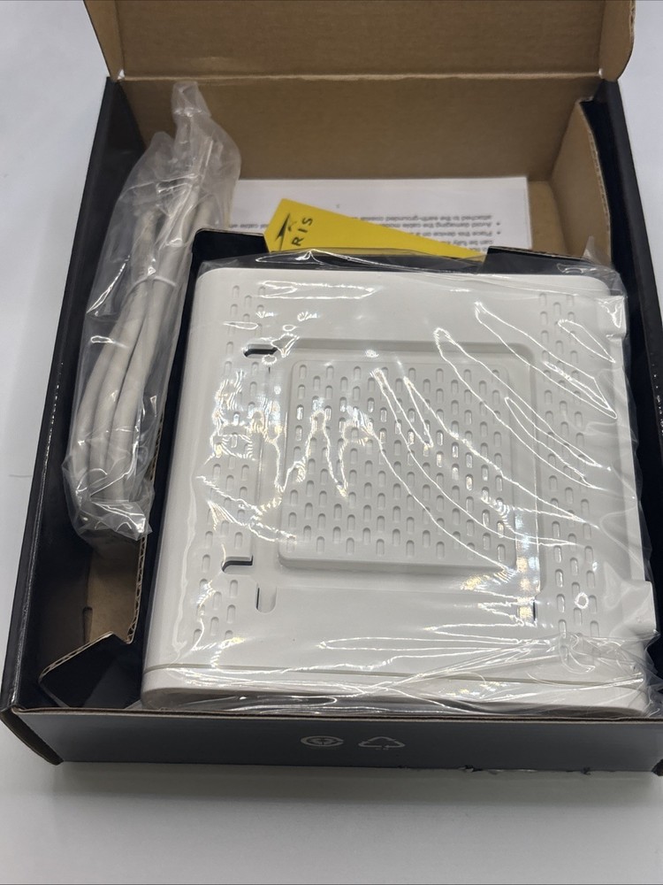 ARRIS SurfBoard SB6141 DOCSIS 3.0 Cable Modem – White