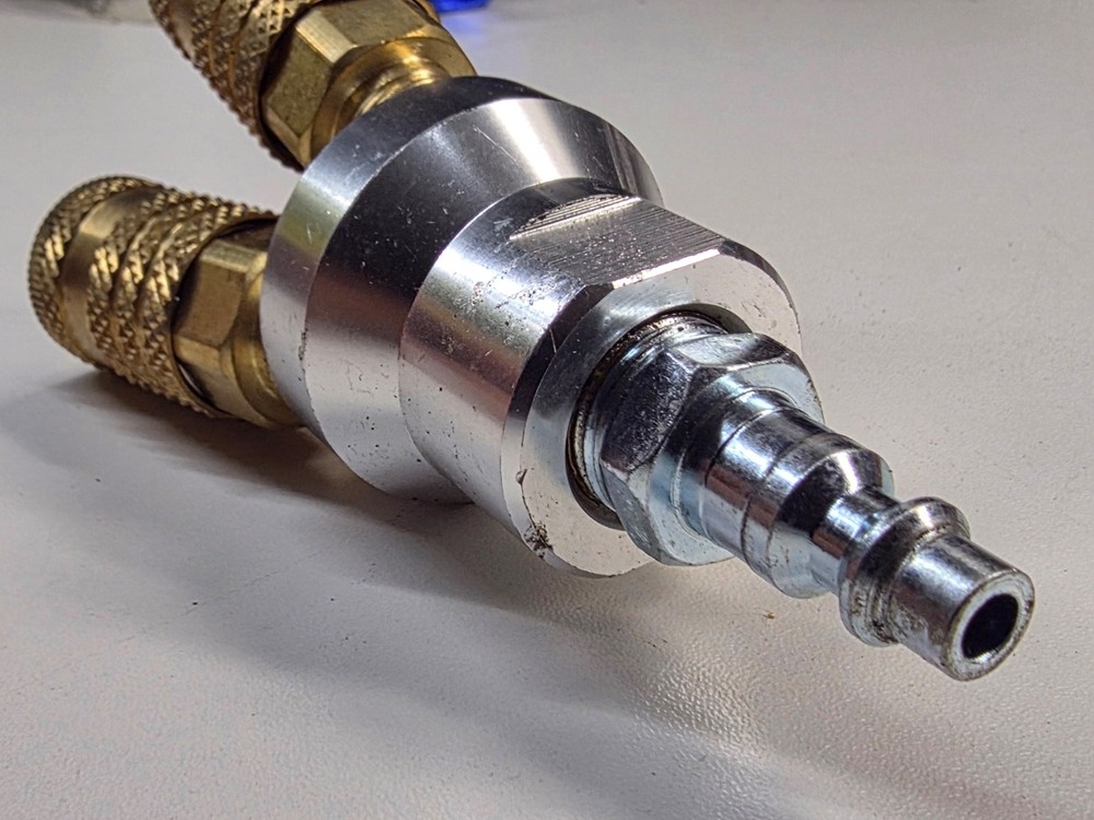 COMPRESSED AIR MAINFOLD – 3-way quick coupling splitter – air compressor – tools