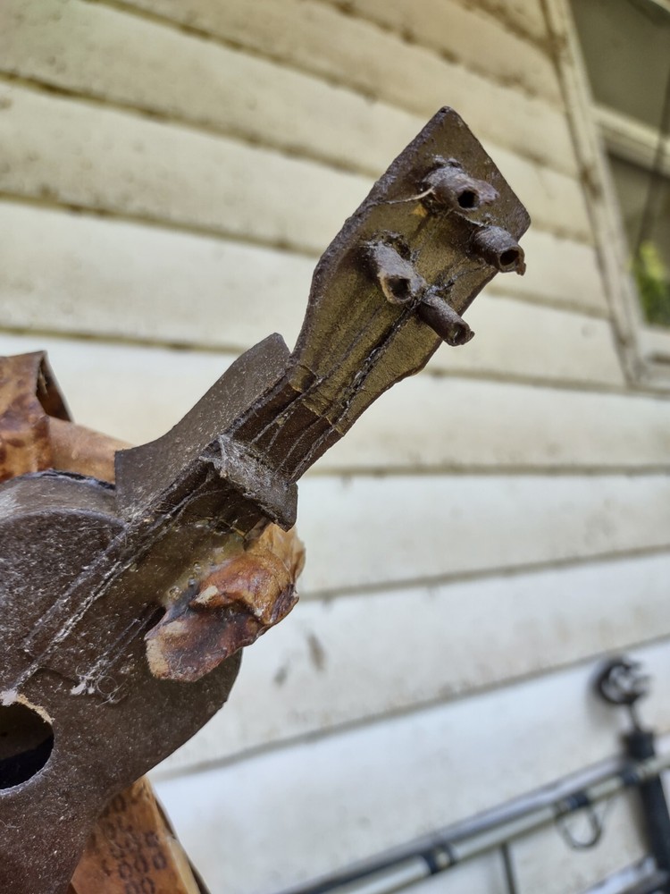 Haunted Headless Paper Mache Man!