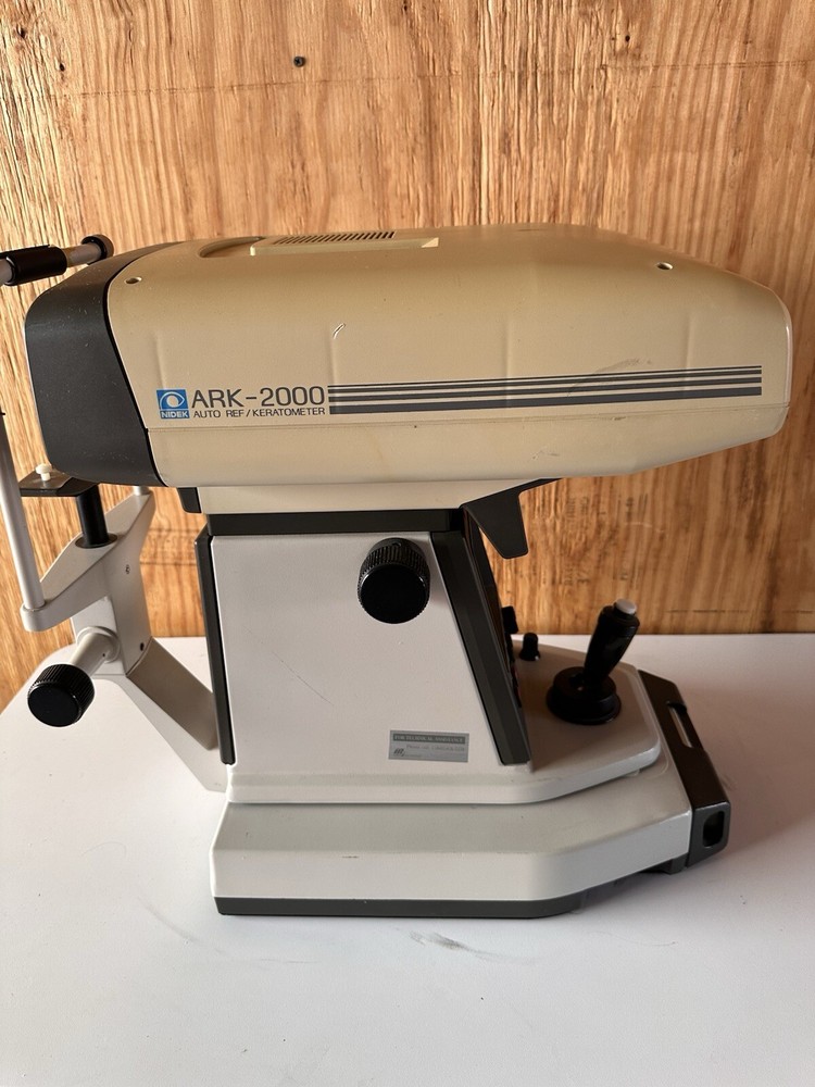 Nidex MarcoARK-2000 Auto Refractor/Keratometer