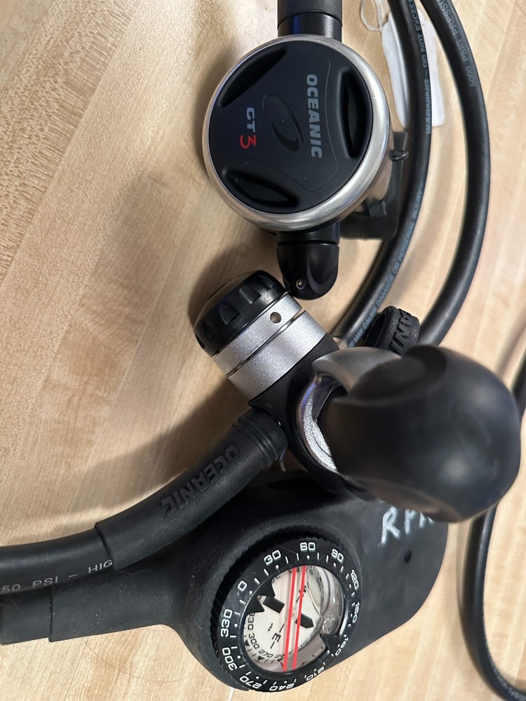 Oceanic GT 3 scuba regulator