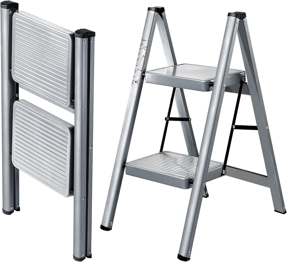 Heavy-Duty Folding Step Ladder with 330lbs Support - Stylish & Space-Saving