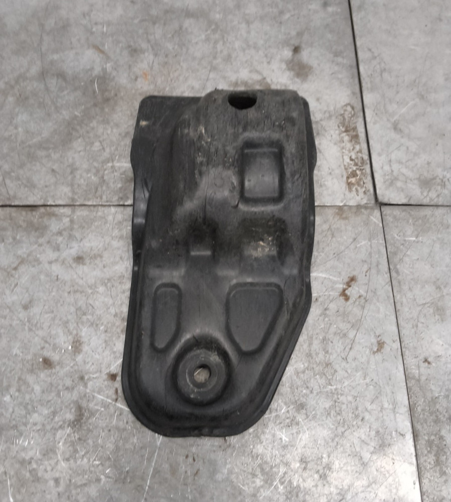 2001 SUZUKI QUADRUNNER LTF500F OEM FINAL CASE PROTECTOR 61390-09F30