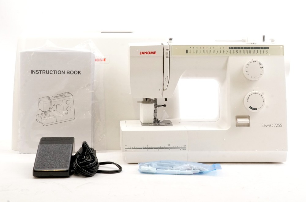 Janome Sewist 725s Sewing Machine