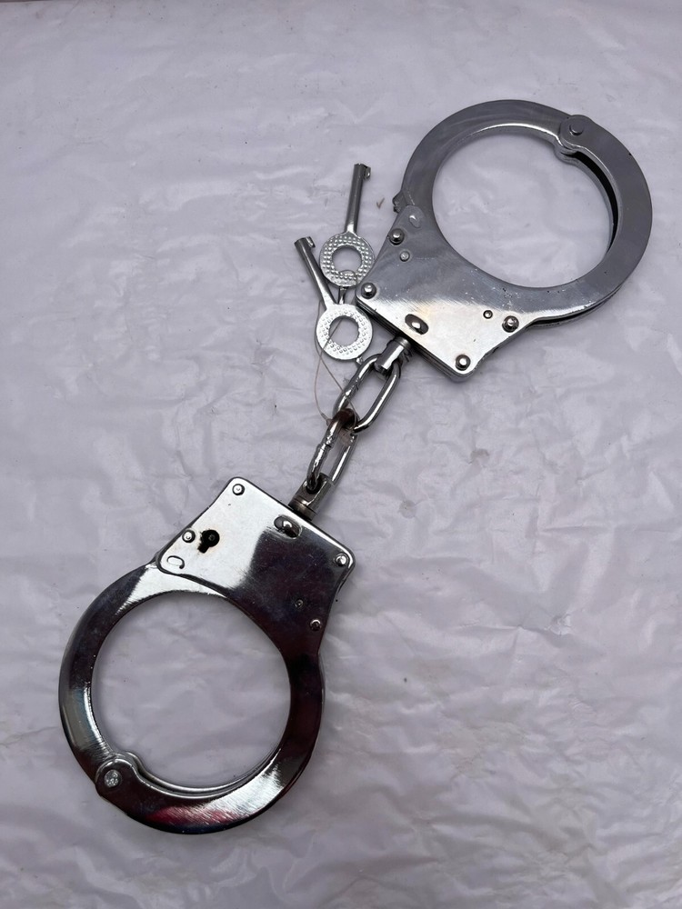 Maximun serurity Handcuffs Standard Size Nickel Double Locking