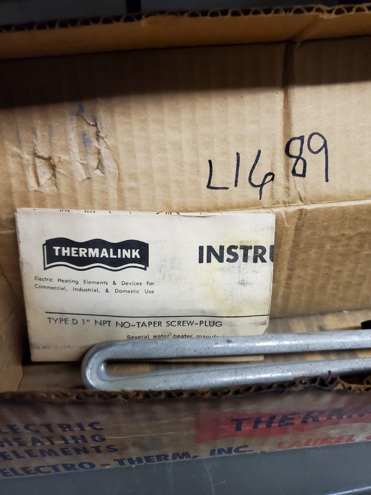 Water Heater with Screw In 1 INCH BSP Thread Heating Element Foldback Type 240v