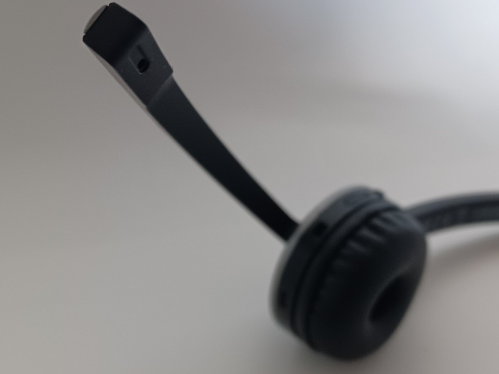 Wireless Headset HS011 with Microphone for PC -Replacement ONLY!